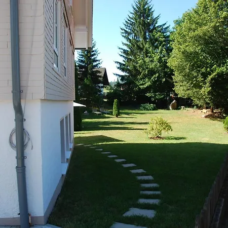 Hotell Landgasthof Zum Dorfkrug 3*