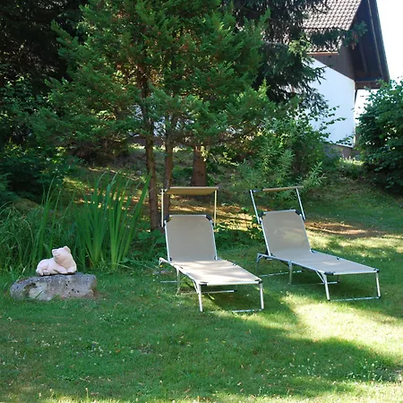 Hotel Landgasthof Zum Dorfkrug Haeusern