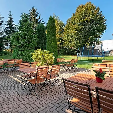 Landgasthof Zum Dorfkrug Hotel