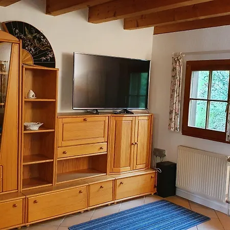 Landgasthof Zum Dorfkrug Haeusern